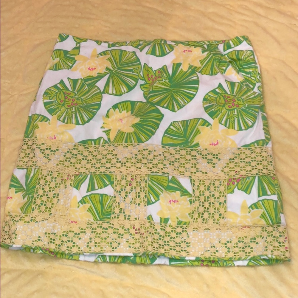 Lilly Pulitzer Frog and Lilly Pad Print Mini Skirt